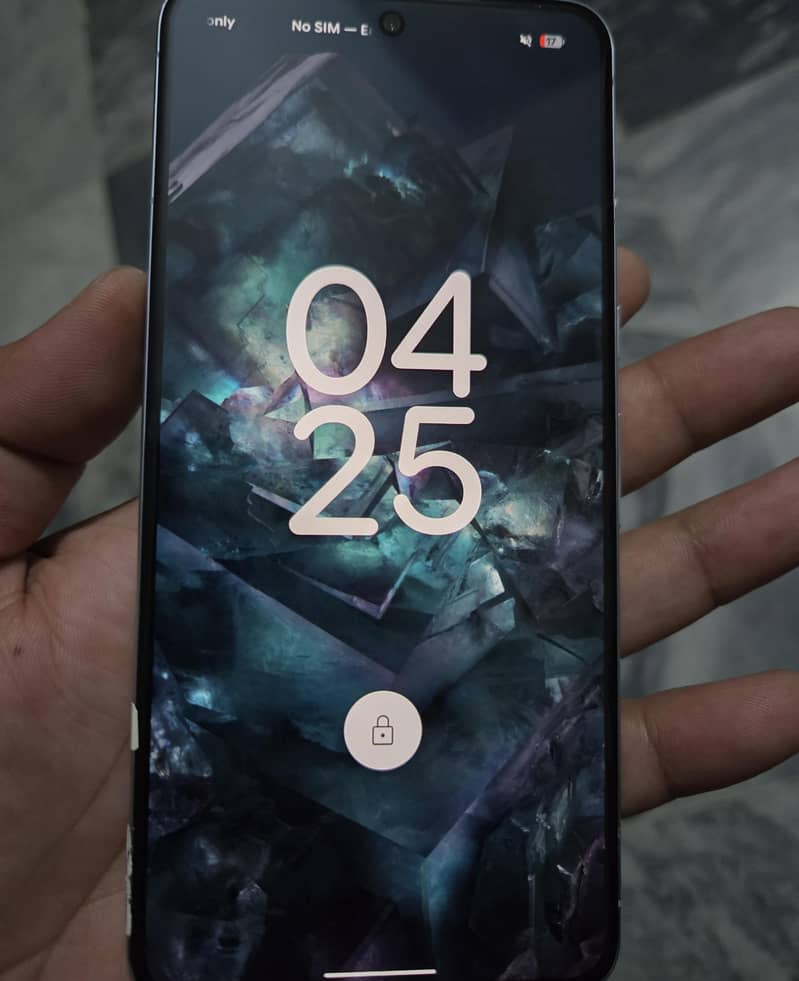 Google Pixel 8 Pro 2