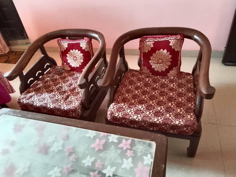 5 seater sofa set with table 3