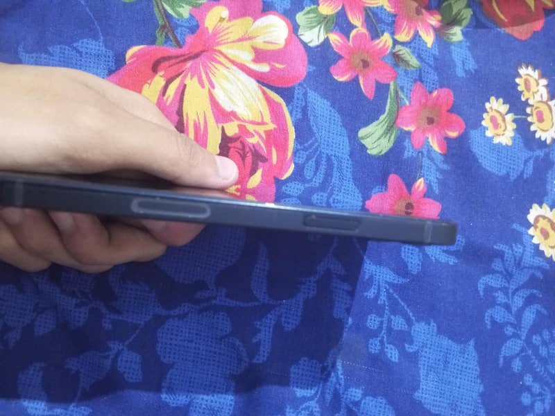 Apple iPhone 12 2