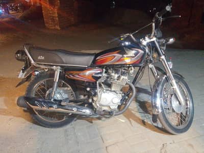Honda 125 for sell condition 10/10 urgent sell