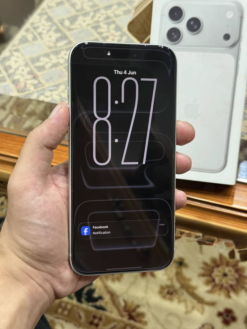 Apple iPhone 17 Pro Max 3