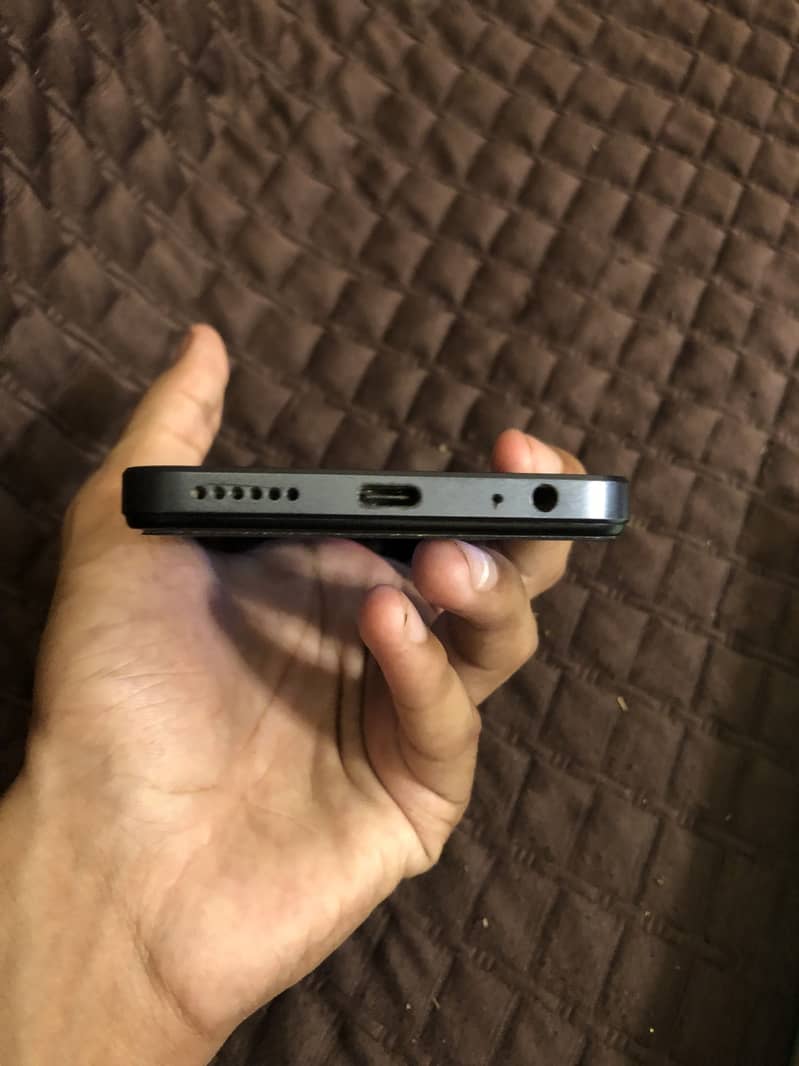 Infinix smart 8 plus 4