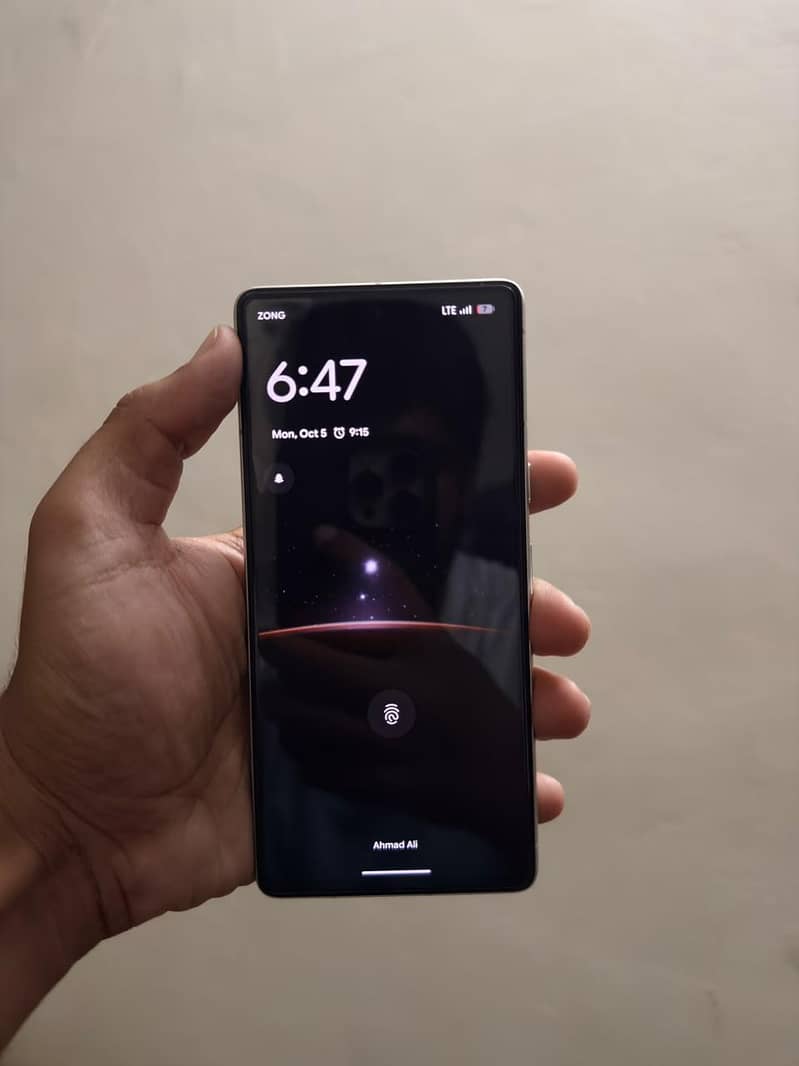 Google Pixel 7 4