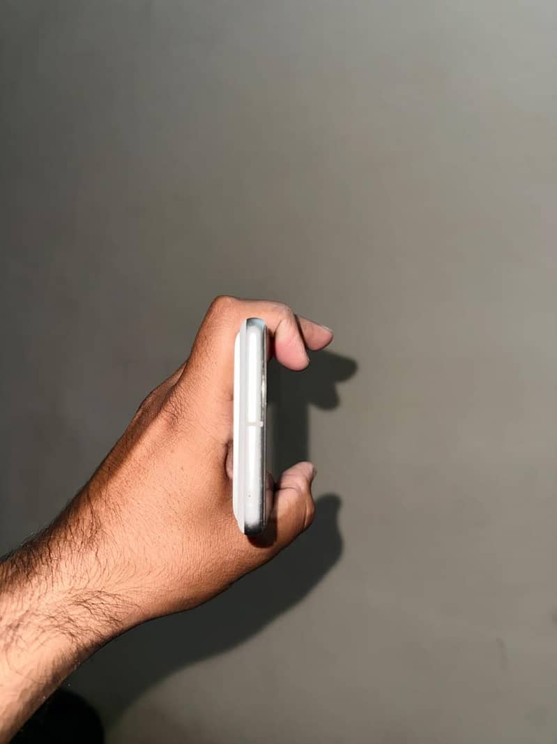 Google Pixel 7 5