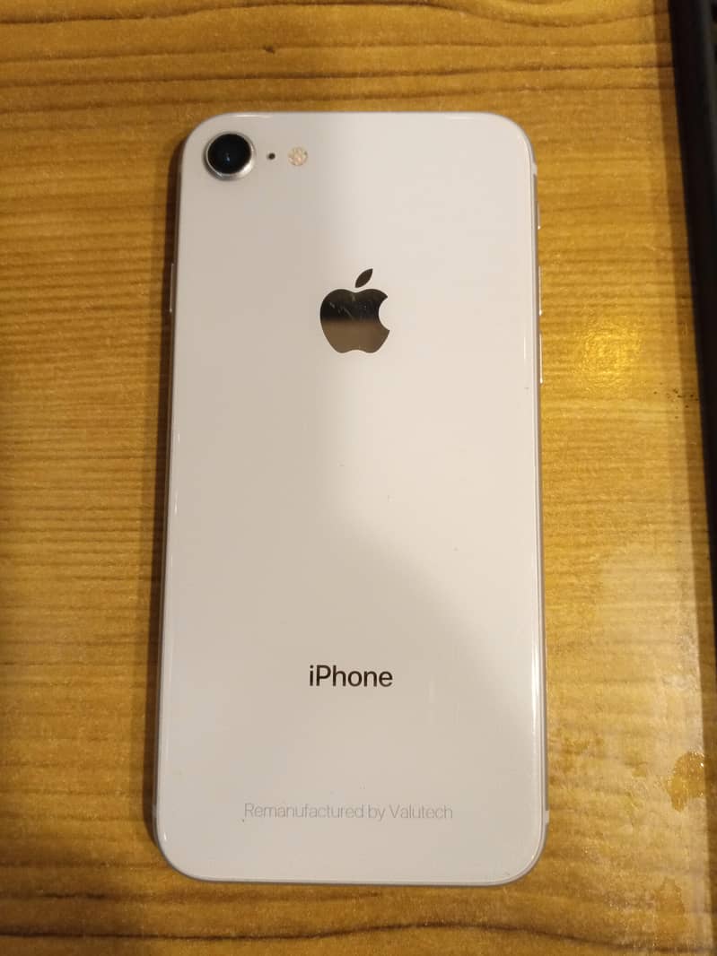 Apple iPhone 8 1