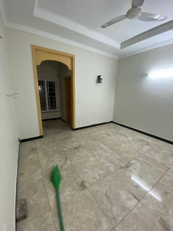 14 Marla Upper Portion For Rent With All Basic Necessities 1