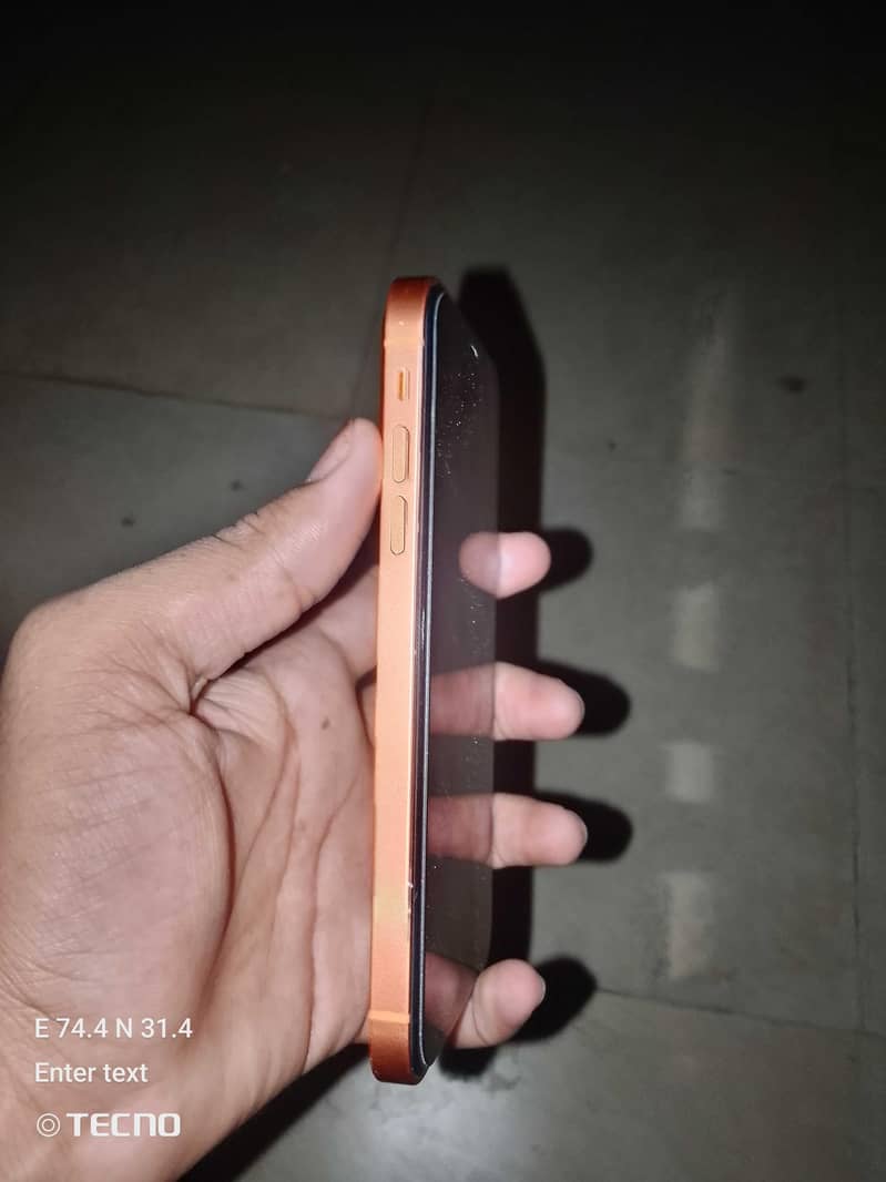 Apple iPhone XR 1
