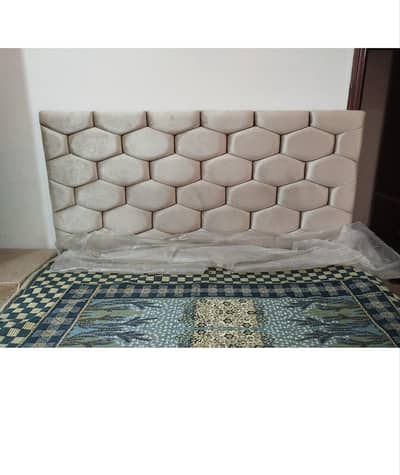 Bed With Dressing Side Table For Slae