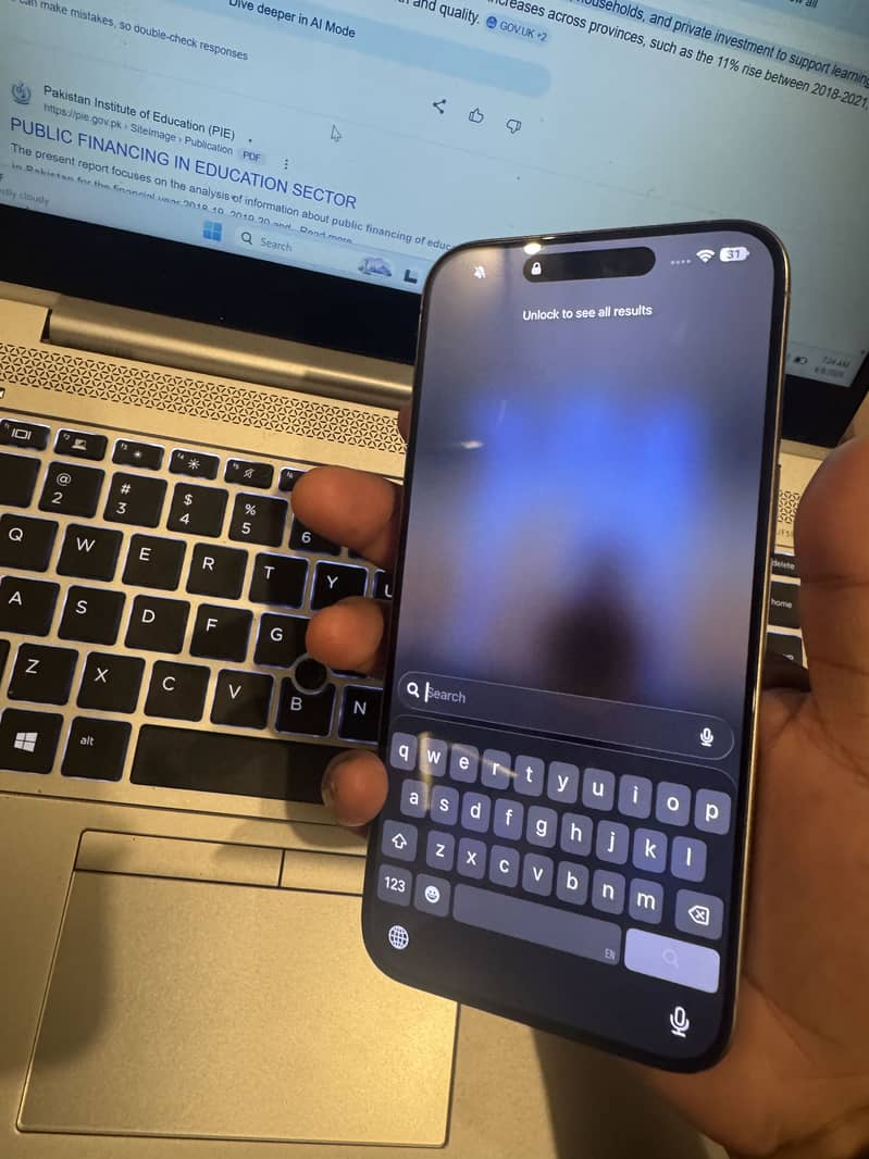 Apple iPhone 15 Pro Max 1