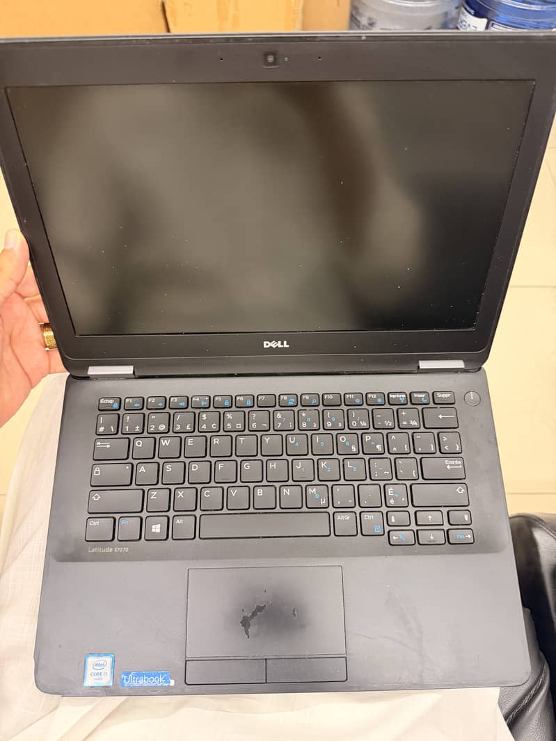 Dell Latitude E7270 5