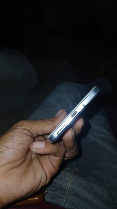 Vivo Y29