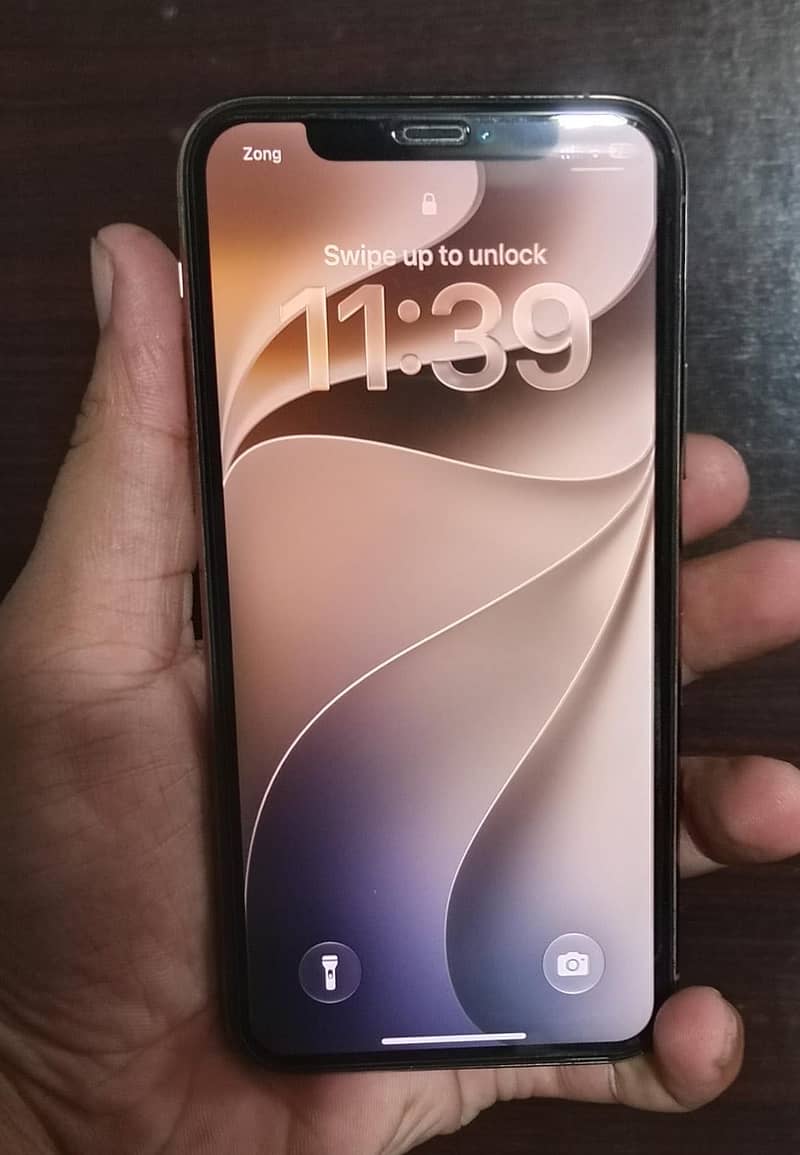 Apple iPhone 11 Pro 2