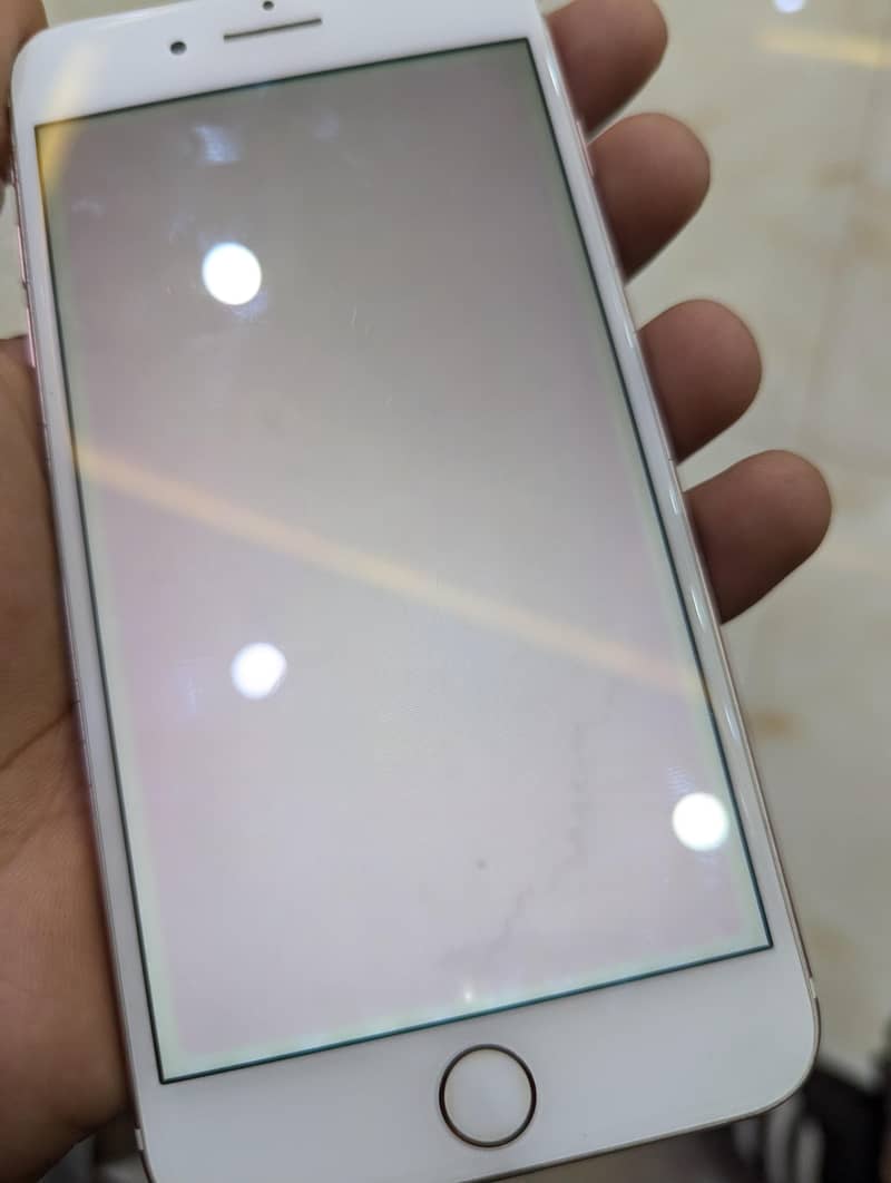 Apple iPhone 7 Plus 5