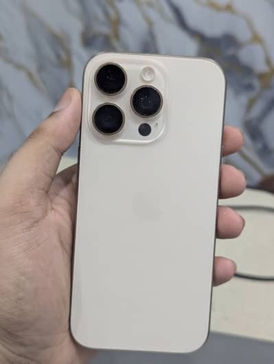 Apple iPhone 16 Pro
