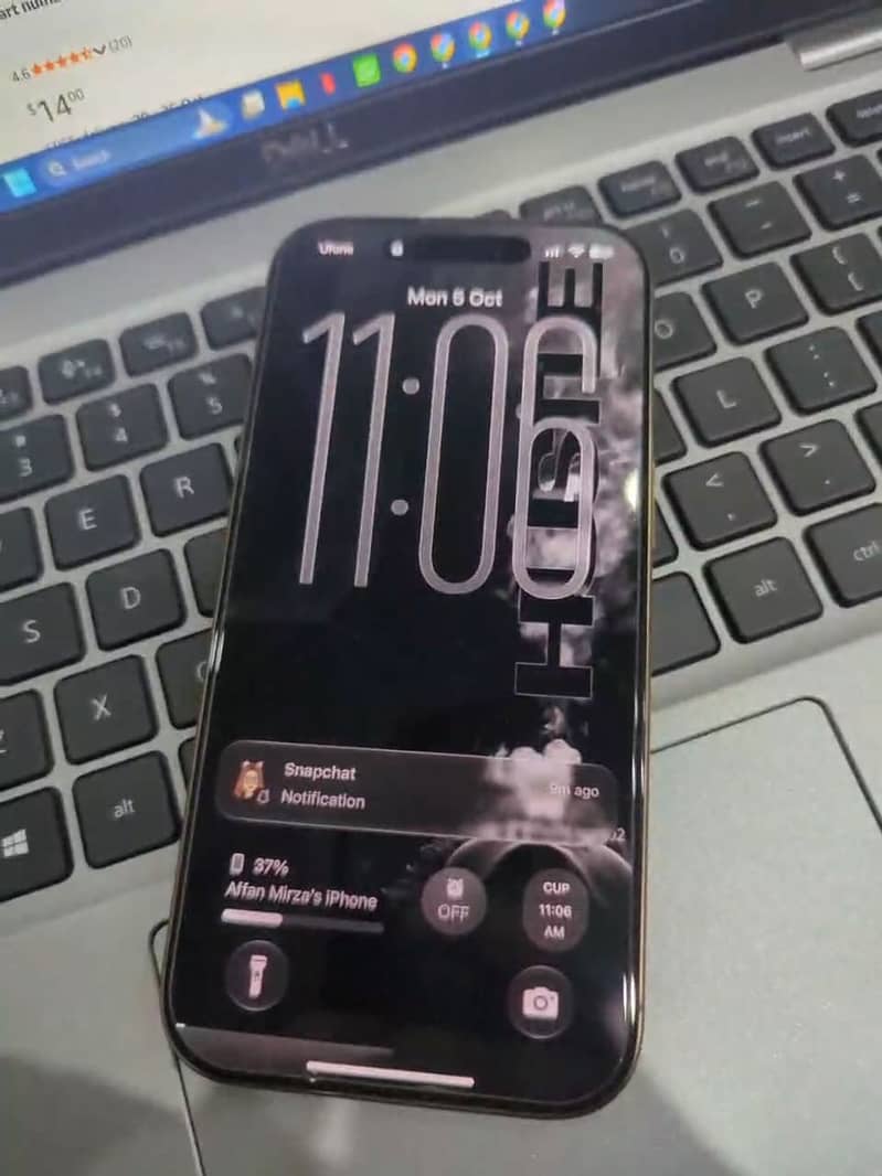 Apple iPhone 16 Pro 4