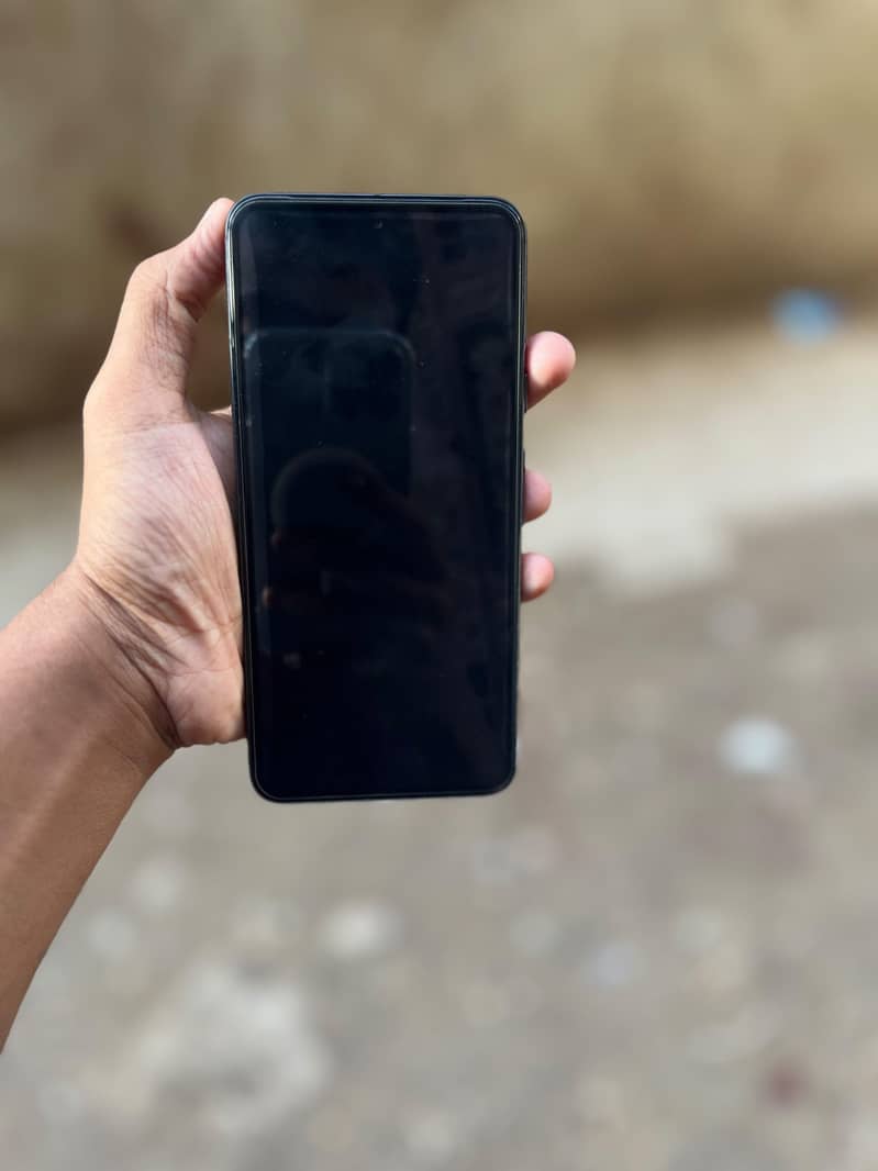 Google Pixel 8 2
