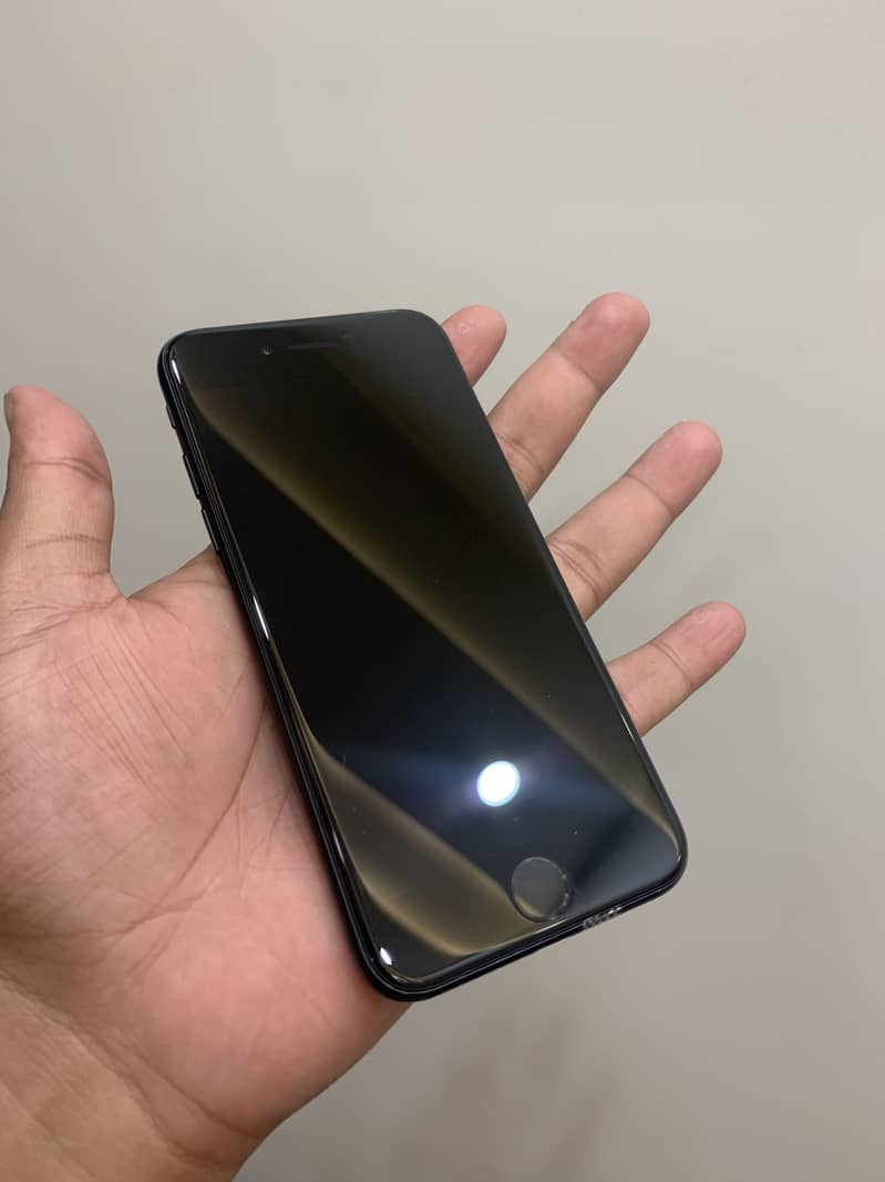 Apple iPhone SE 3