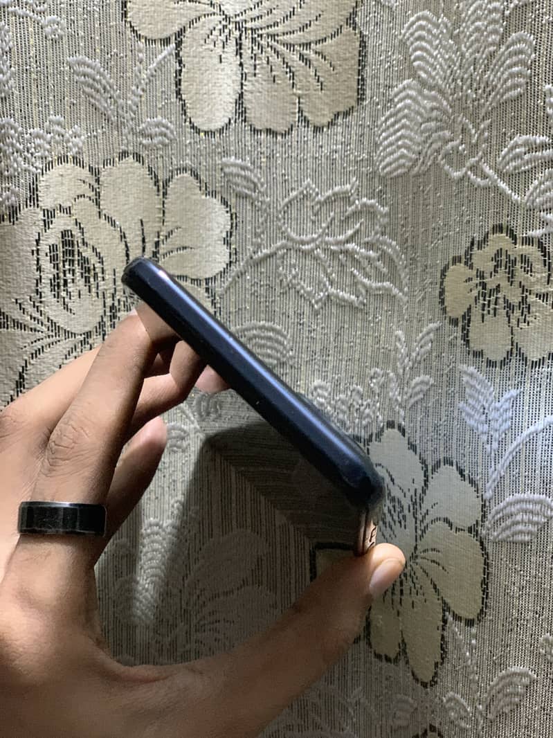 Tecno Camon 18P 4