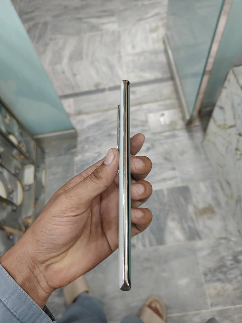 Infinix Zero 30 3