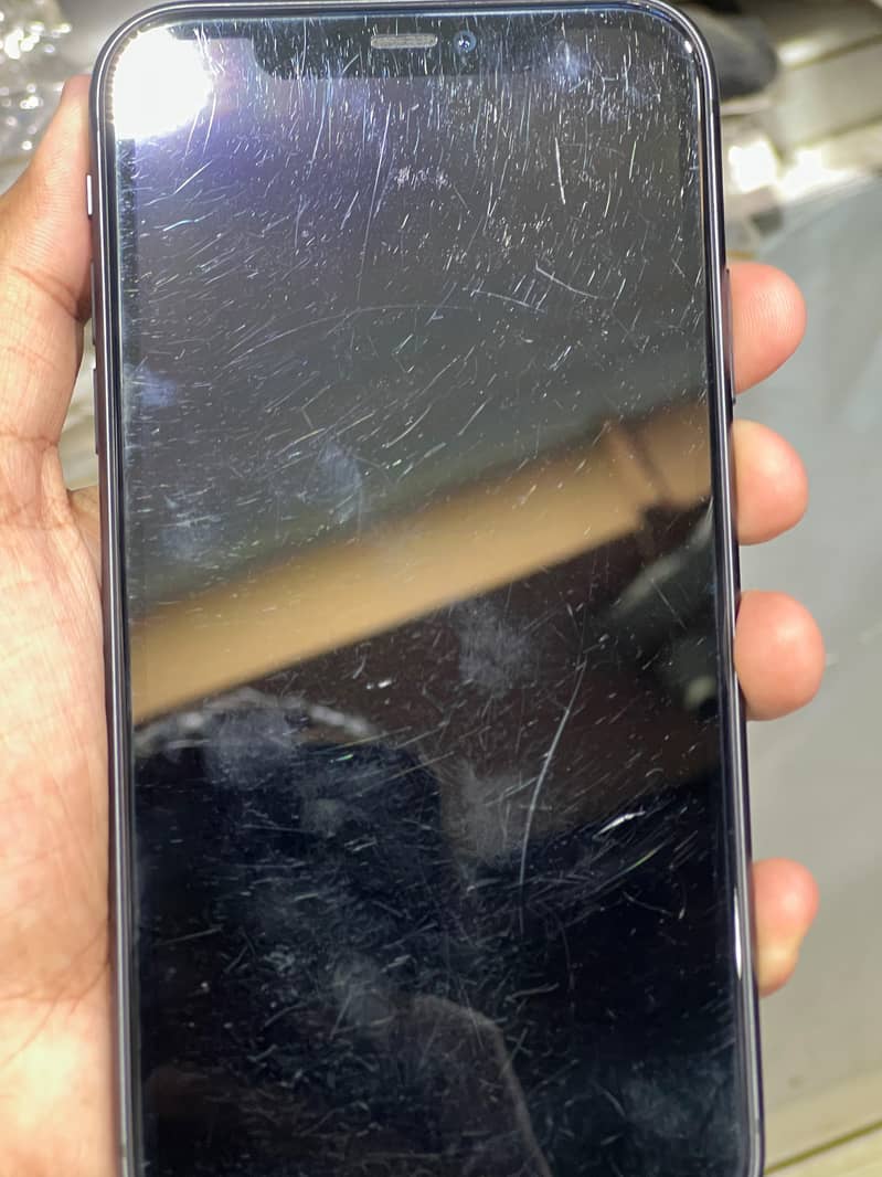 Apple iPhone 11 2