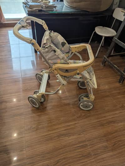 baby stroller totally working nicely neat and clean