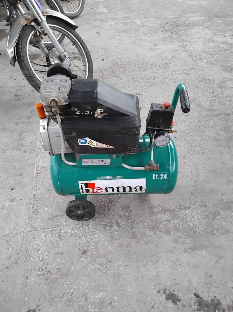 Air Compressor 0