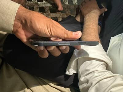 Apple iPhone 15