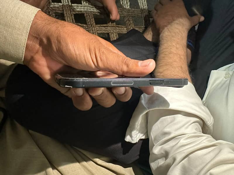 Apple iPhone 15 0