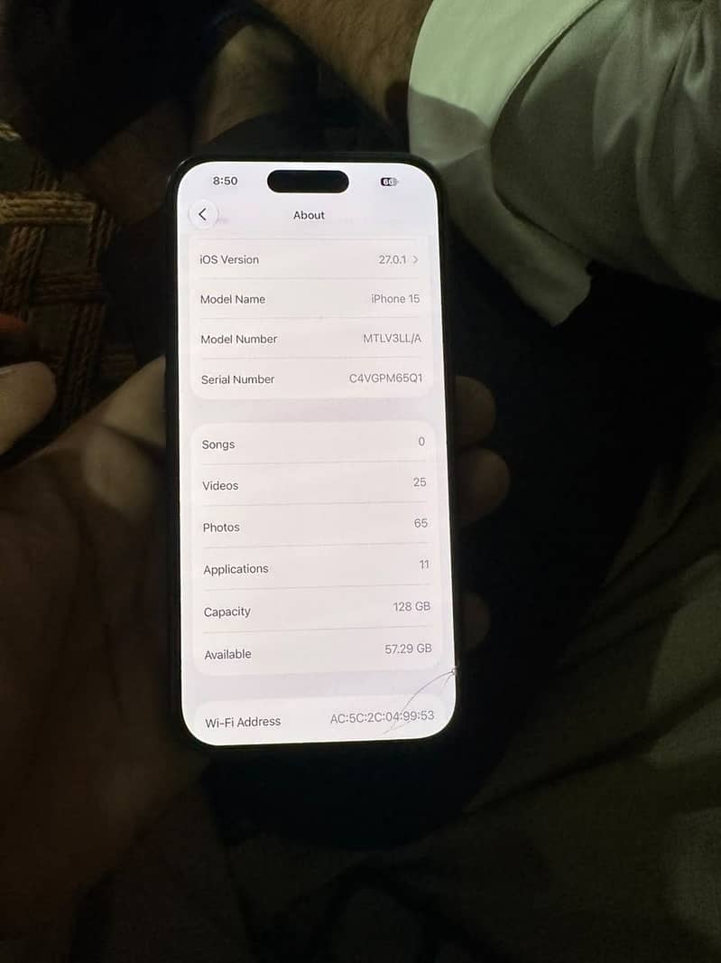 Apple iPhone 15 3
