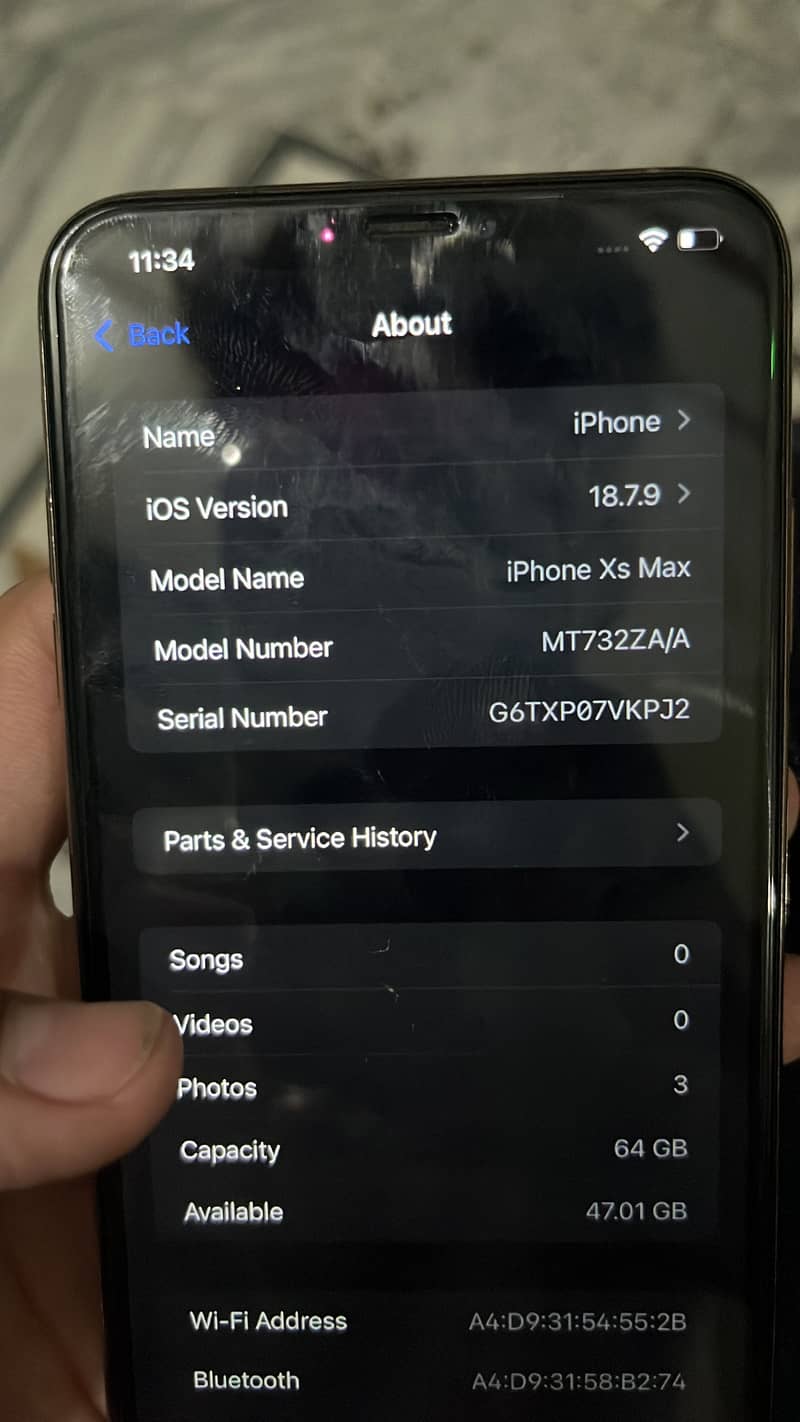 Apple iPhone XS Max 4