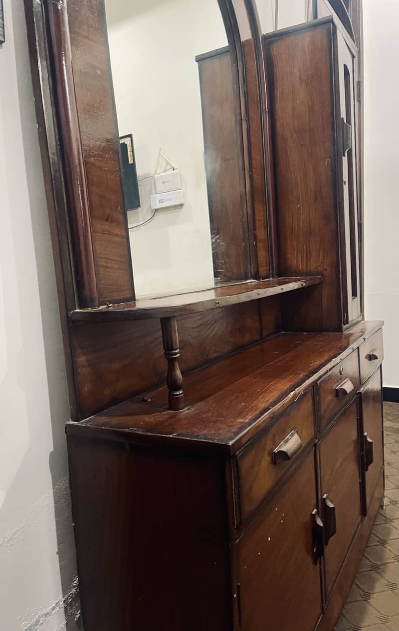 Dressing table 1