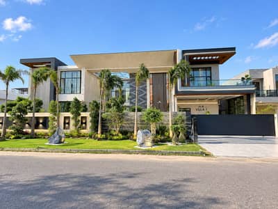 2 KANAL MODERN HOUSE FOR SALE IN DHA PHASE 6 FULLY FURNISHED FULLY BASMENT