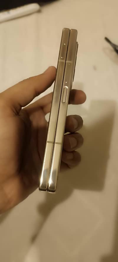 Samsung Mobile Z Fold 4 12/512