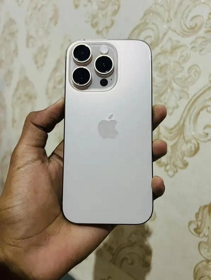 Iphone 16 pro 0