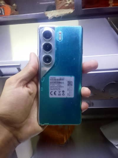 Tecno CAMON 40 Pro