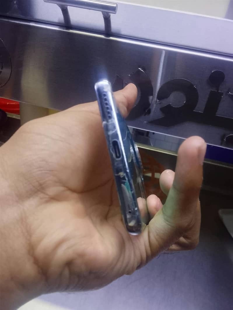 Tecno CAMON 40 Pro 5