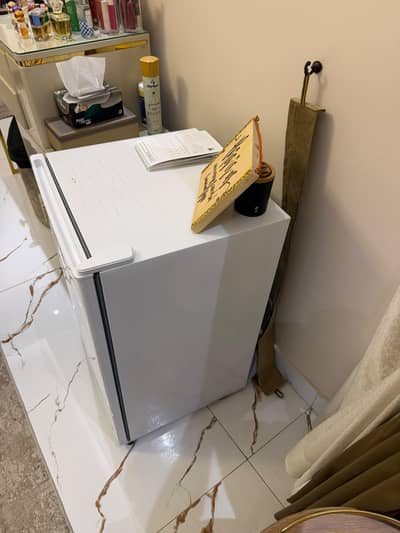 dawlance 1 door fridge