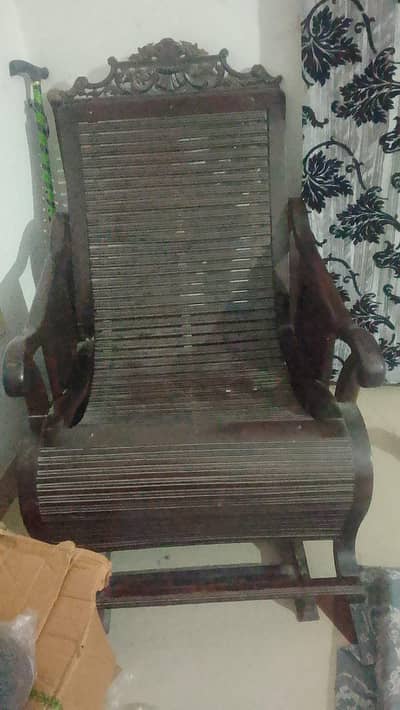roking chair available in sialkot number 03406212745