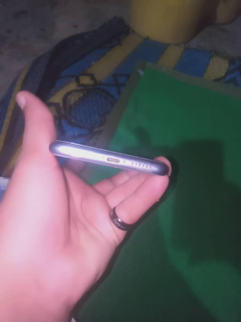 Apple iPhone 11 2