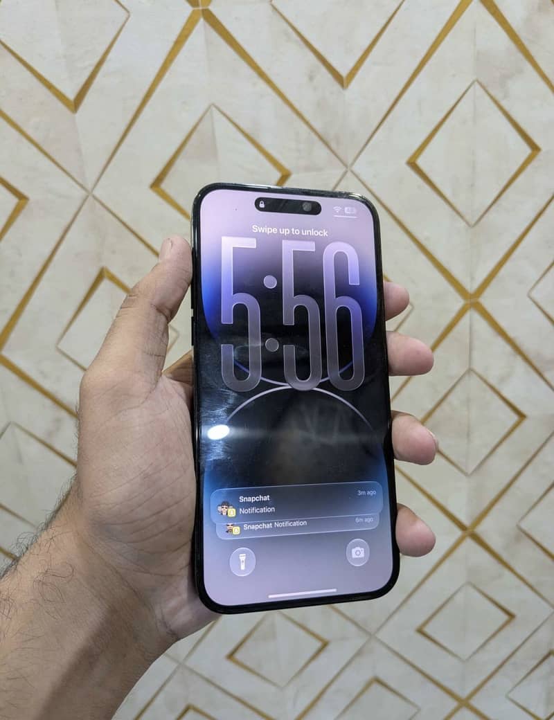 Apple iPhone 14 Pro Max 4