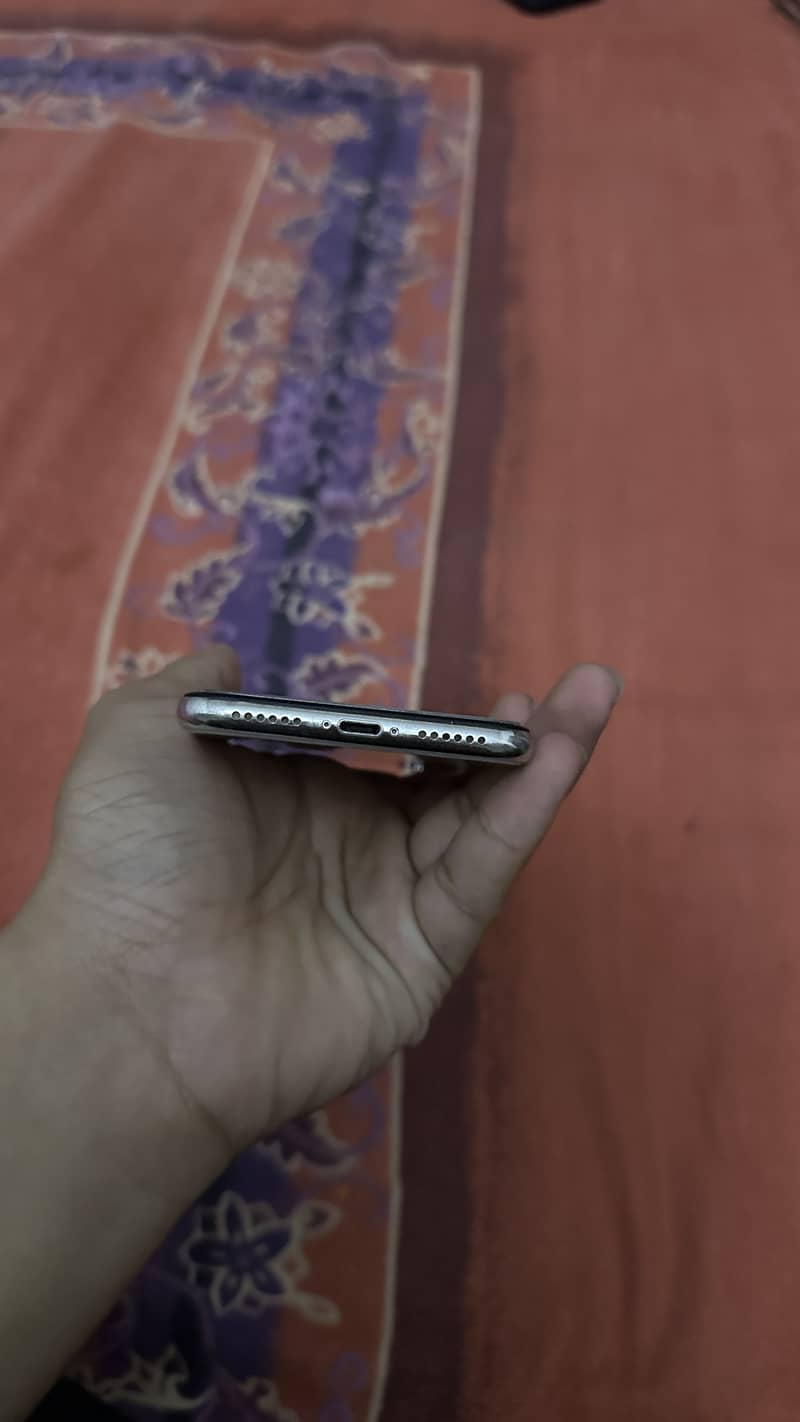 Apple iPhone X 1
