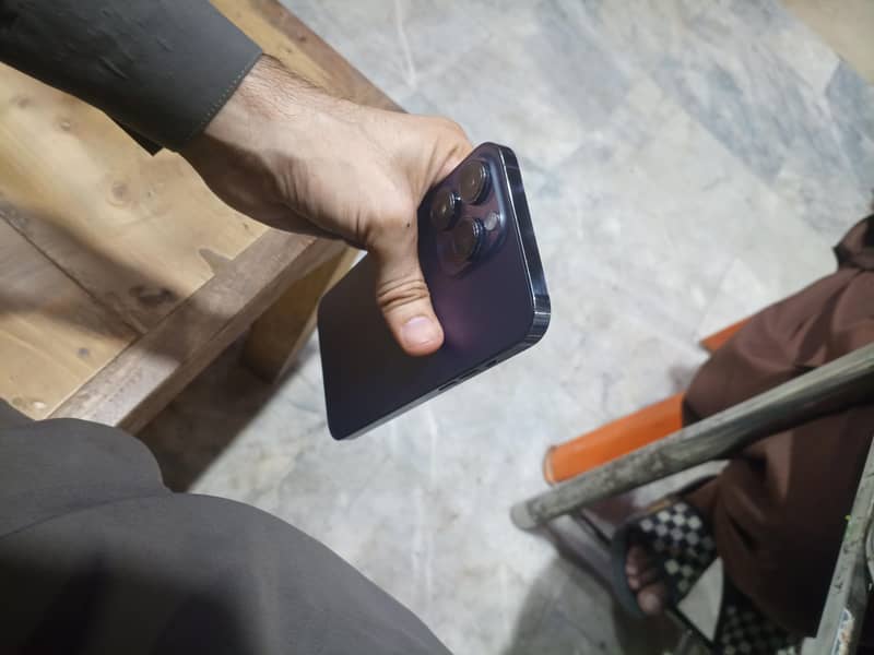 Apple iPhone 14 Pro Max 2