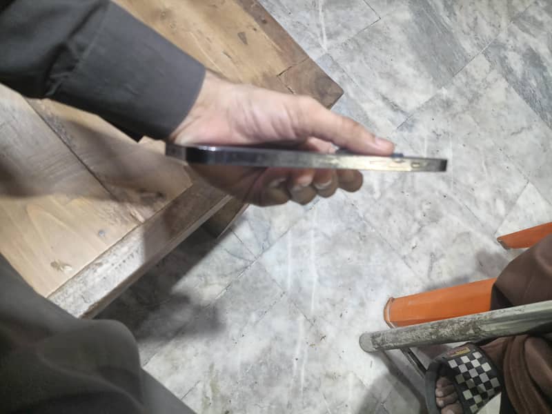 Apple iPhone 14 Pro Max 4