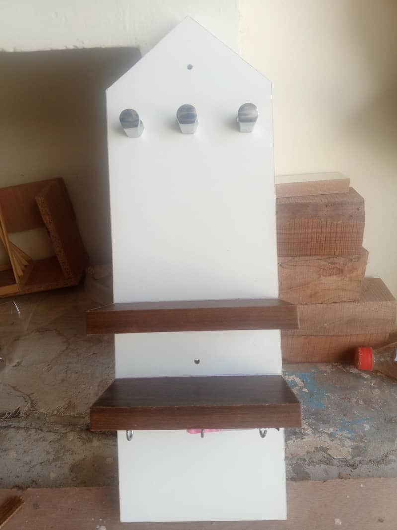 keys stand mobile stand 3
