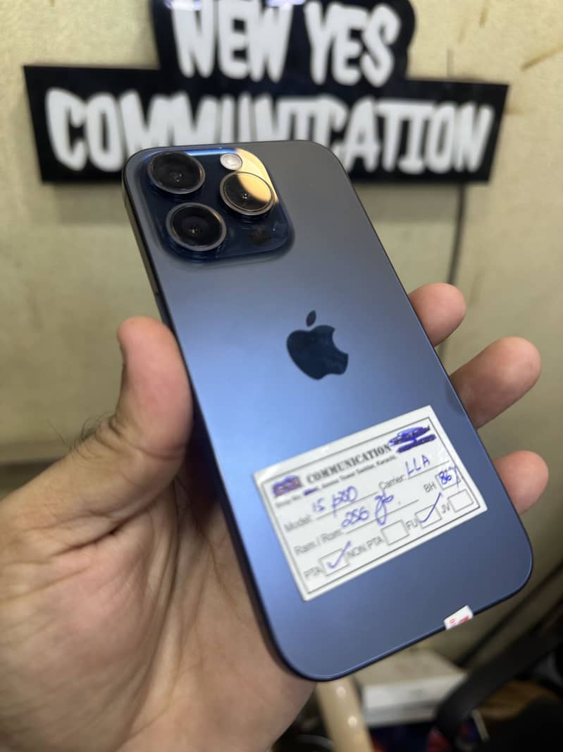 Apple iPhone 15 Pro 0
