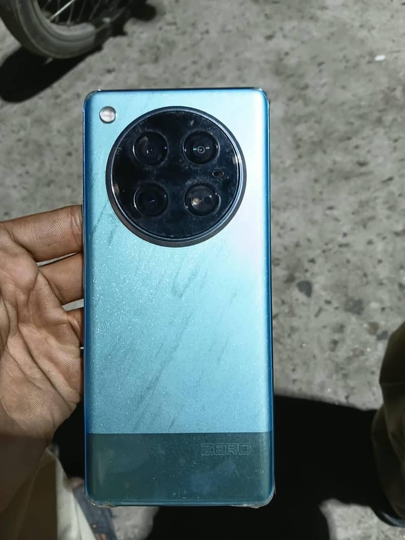 Infinix Zero 40 1