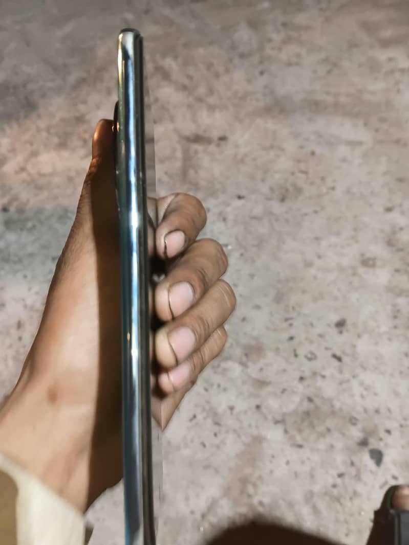 Infinix Zero 40 4