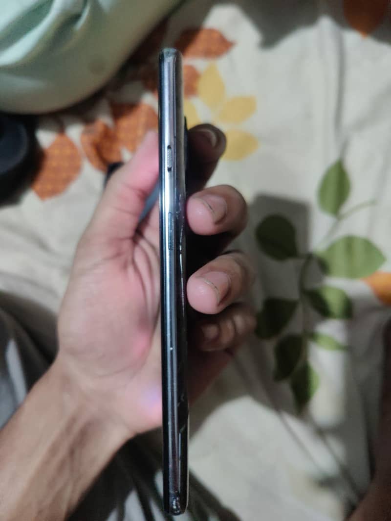 One Plus 7T 1