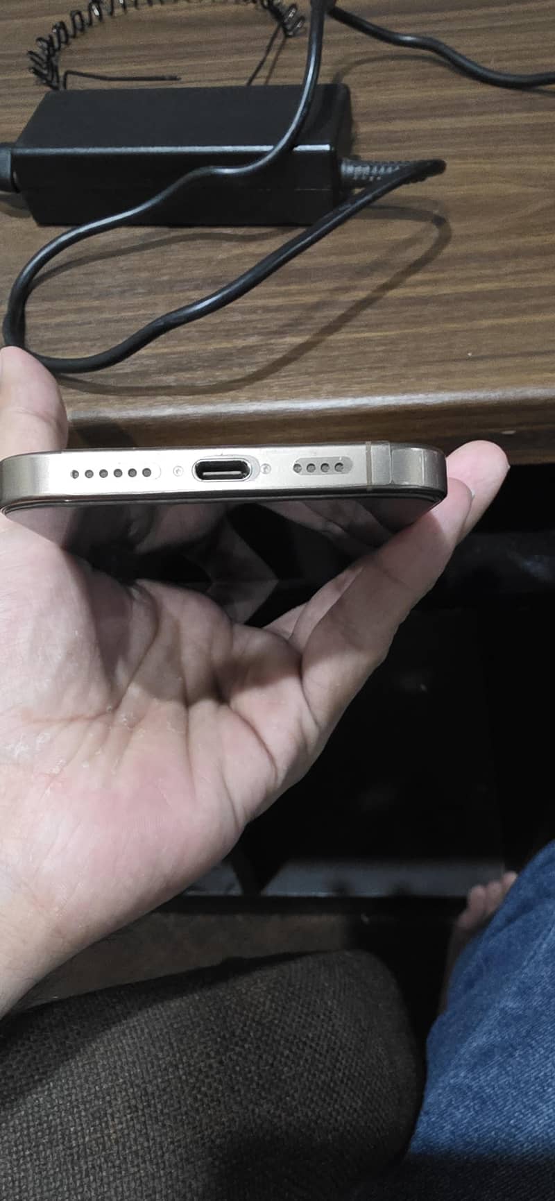 Apple iPhone 16 Pro Max 5