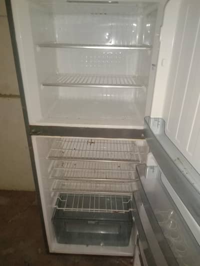 gree fridge for sale gass door full size